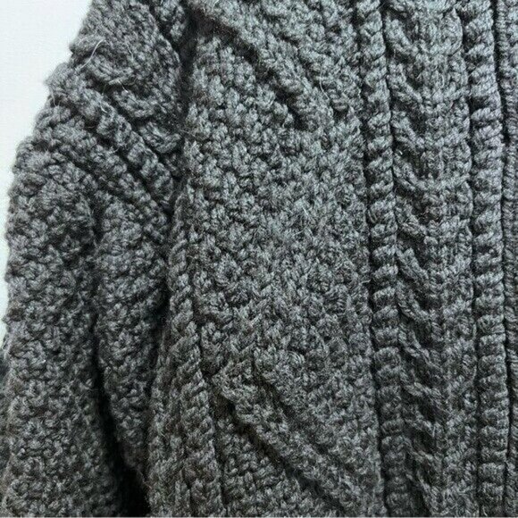 Chunky Knit Coatigan  with Pockets Handmade Cottagecore Grandmacore - Picture 8 of 16